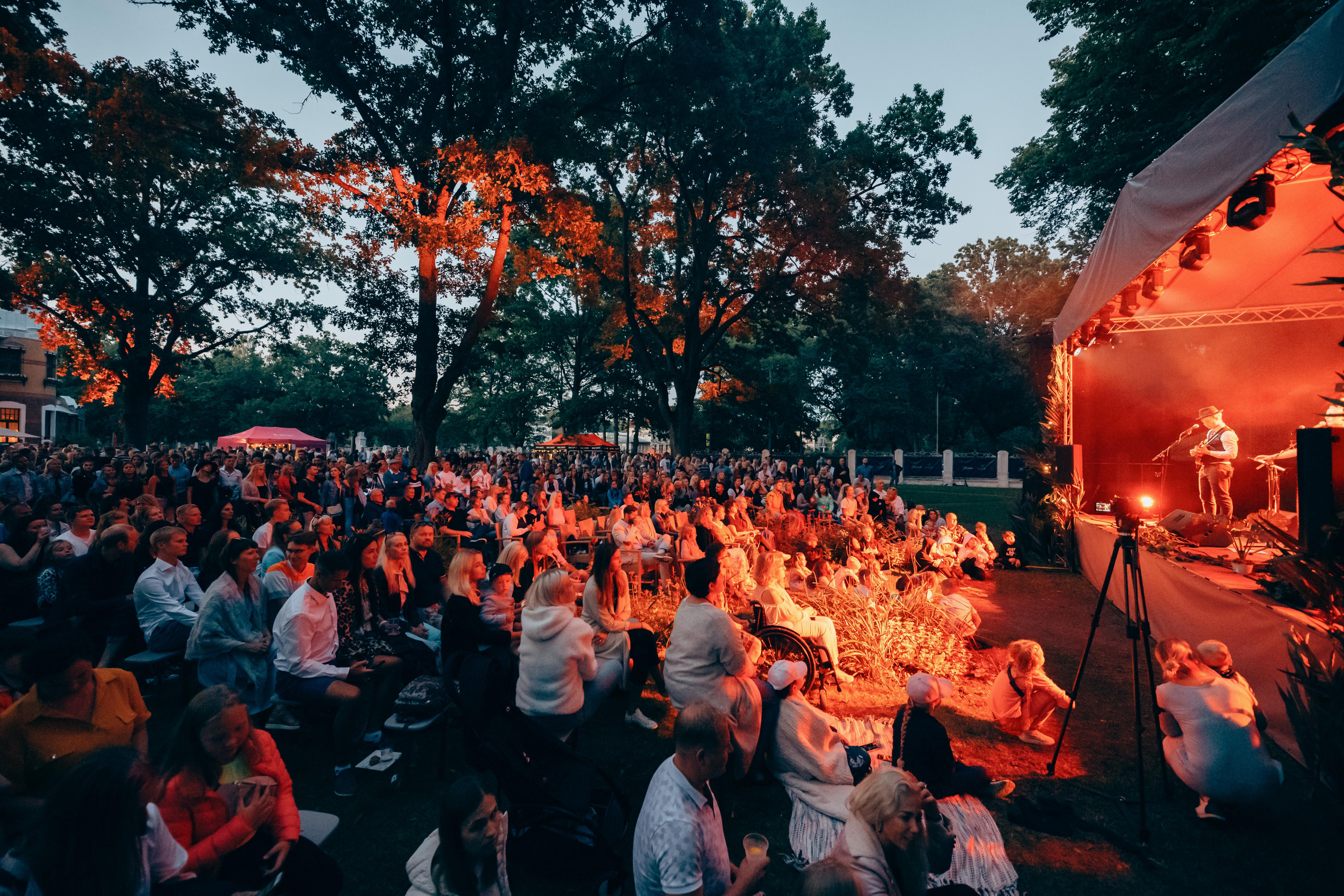 Villa Ammende Restaurant And Hotel 페르누 외부 사진 The 2019 edition of the festival